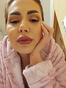 HessaHessy live sex cam