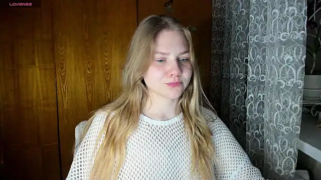 AlinaMors live sex cam