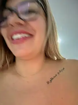 DIANITA_1988 live sex cam