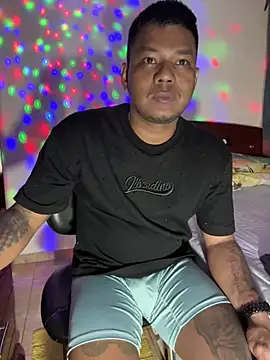 Saipuer31 live sex cam