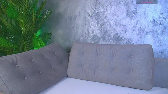 18perfectvibe live sex cam