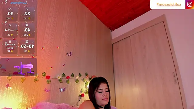 Sofi_Blossom live sex cam