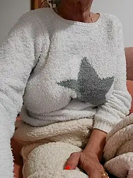 Catababa67's cam snapshot