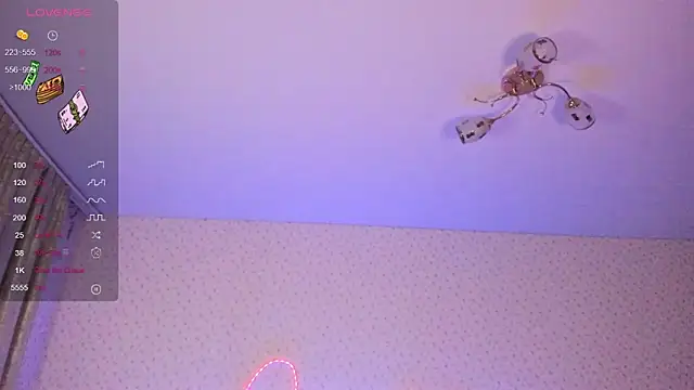 Nutsy_and_Stephanie's cam snapshot