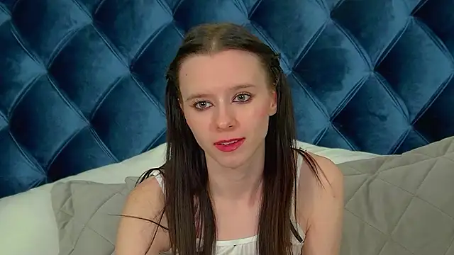 ArinaKubrick's cam snapshot