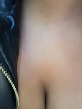 lauraltt live sex cam