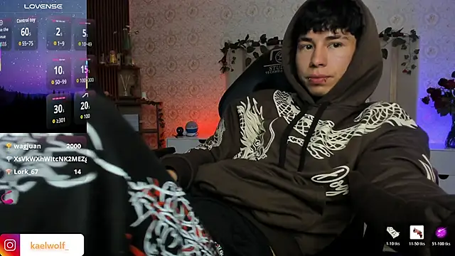 kaelwolf_tay live sex cam