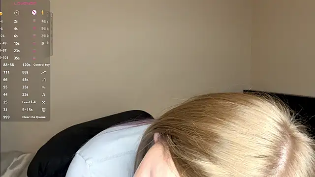 ZaraCreedon live sex cam