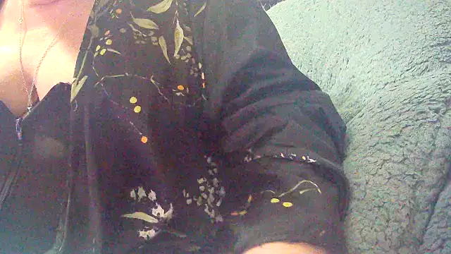 Playful_MILF_Demi's cam snapshot