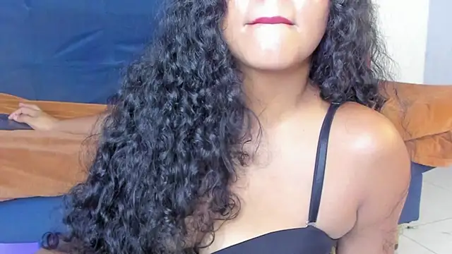 swetty_loverss's cam snapshot