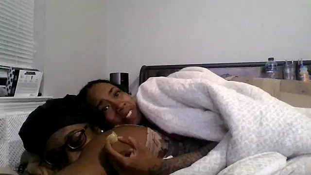 dezzidavill's cam snapshot