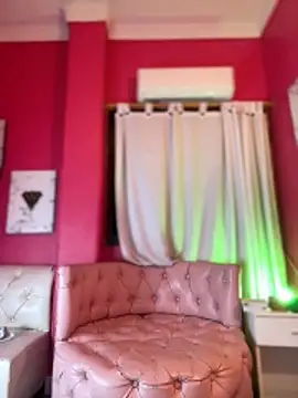 IriaLux live sex cam