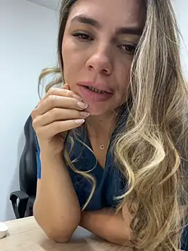 alicee16 live sex cam