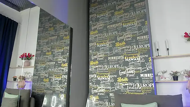 DemmiLove live sex cam