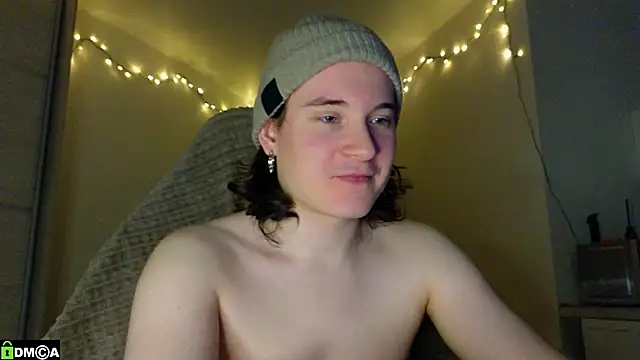 MoreRealAlex live sex cam