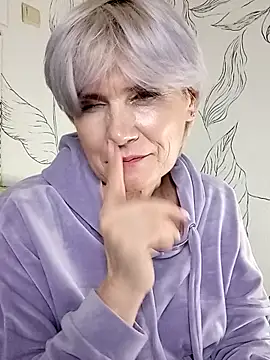 Catty_Lady's cam snapshot