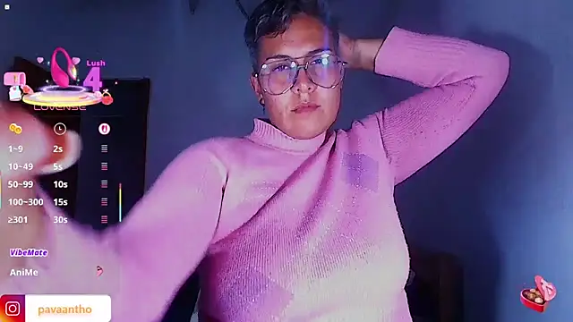 Yessi_rousse's cam snapshot