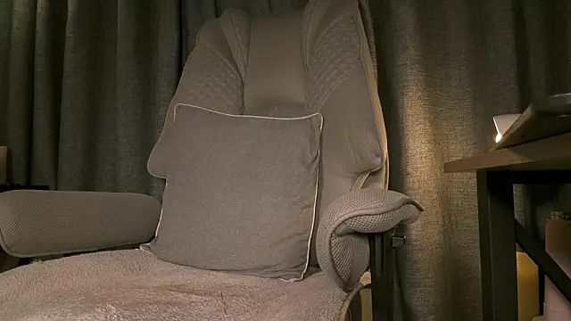 lianewhite live sex cam