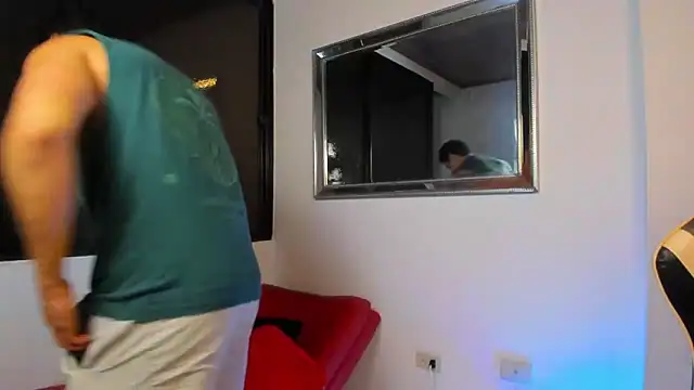 julian_wallace live sex cam