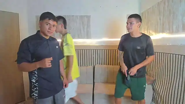 friendslikeplay live sex cam