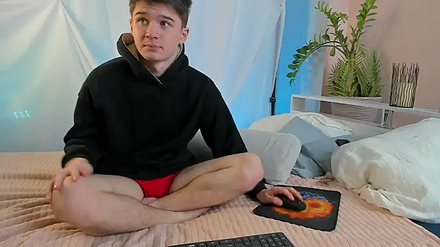 SherlockMax live sex cam