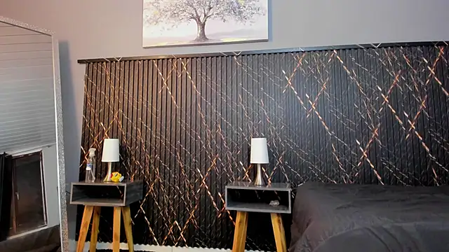 clara_heat's cam snapshot