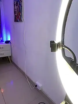 Auri__'s cam snapshot