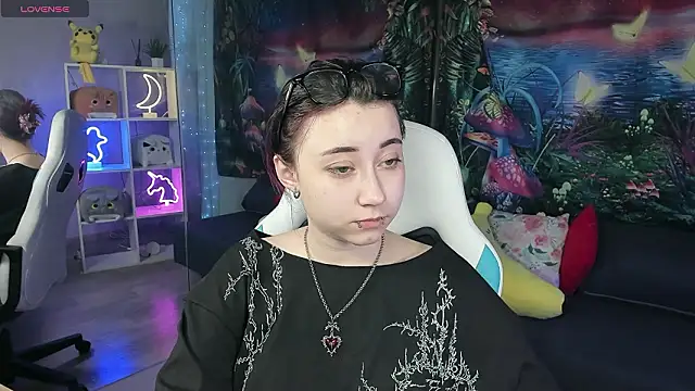 ClaraParks's cam snapshot