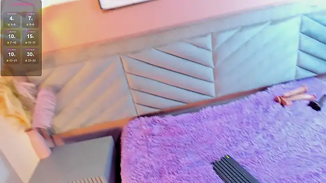 Mia_Valentine_'s cam snapshot