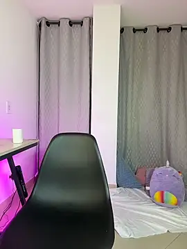 Mia_sweet80 live sex cam