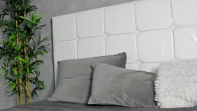 KarinaSparks's cam snapshot