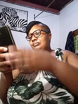 YELLOW_BONE's cam snapshot