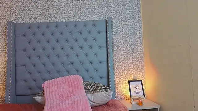 Abby_roussee's cam snapshot