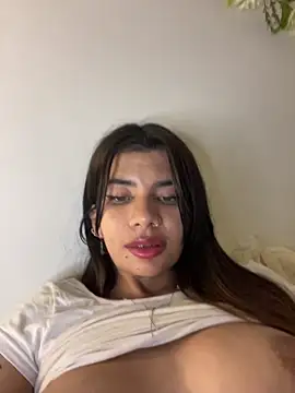 isabella__naugthy's cam snapshot