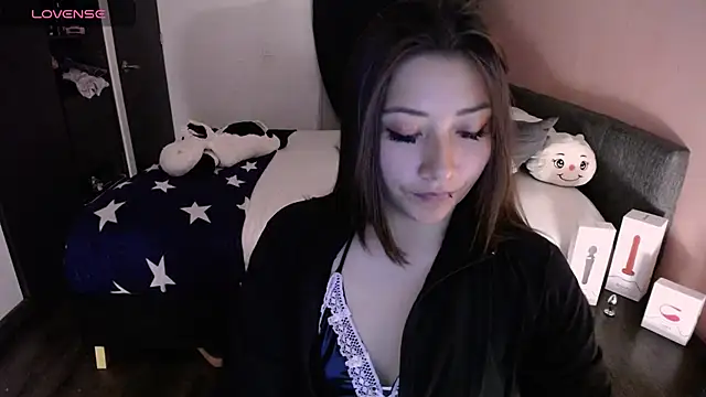 Mia_1120's cam snapshot