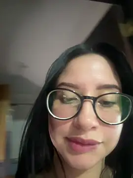 lucy_grey25's cam snapshot