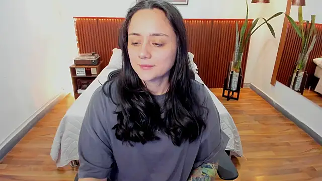 KatherineBond's cam snapshot