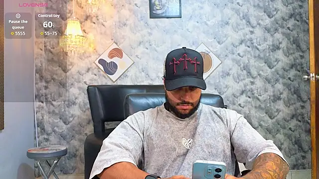 Apolo_rousse1 live sex cam