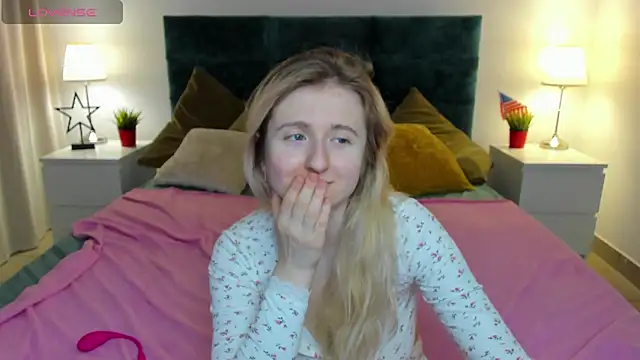 CamillaDreamer's cam snapshot