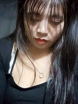 miumiu_sexy2x's cam snapshot