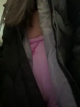 Isabella21_'s cam snapshot