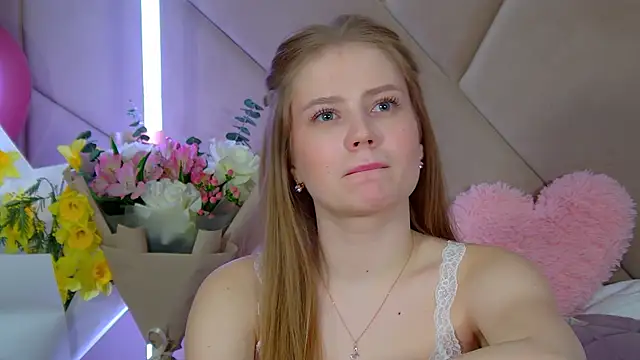 SelinSwarovski's cam snapshot