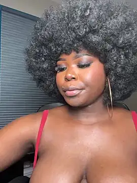 WomanNextdoor1's cam snapshot