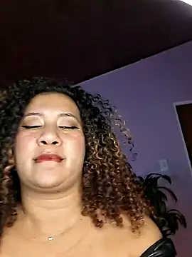 kenia_thompsom01's cam snapshot