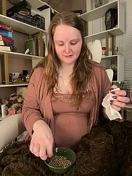 GingerSnap33 live sex cam