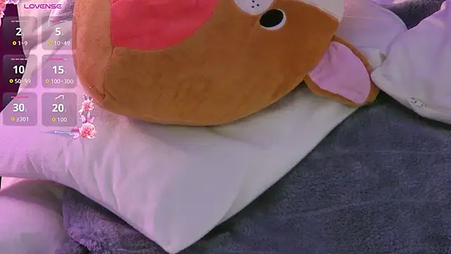 CelineHuddson live sex cam