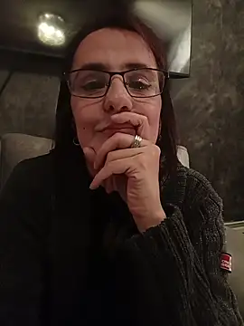 IsisBlake live sex cam