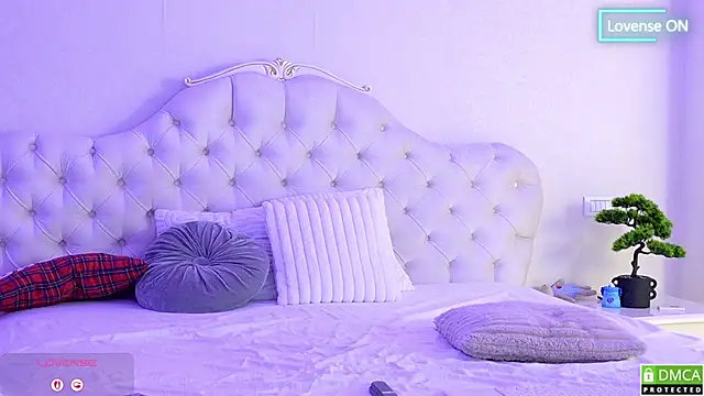 AniaKarenina's cam snapshot