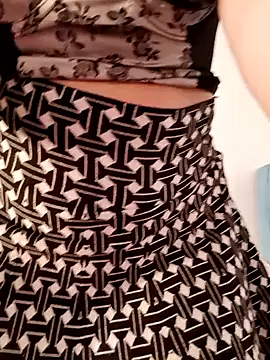 -_-Nani live sex cam