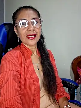 Natasha_50 live sex cam